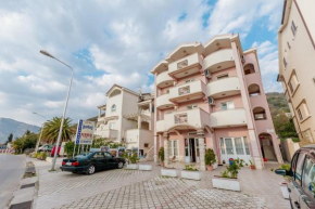  Apartments Perper  Тиват